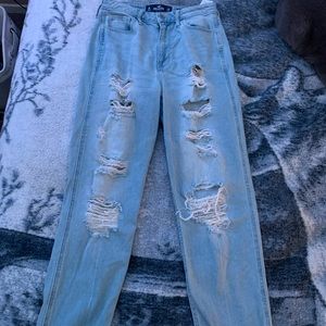 Hollister Curvy Ultra High Rose Mom jeans